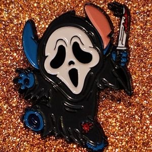 Stitch as Ghostface from Scream Horror Movie Enamel Crossover Mashup Pin